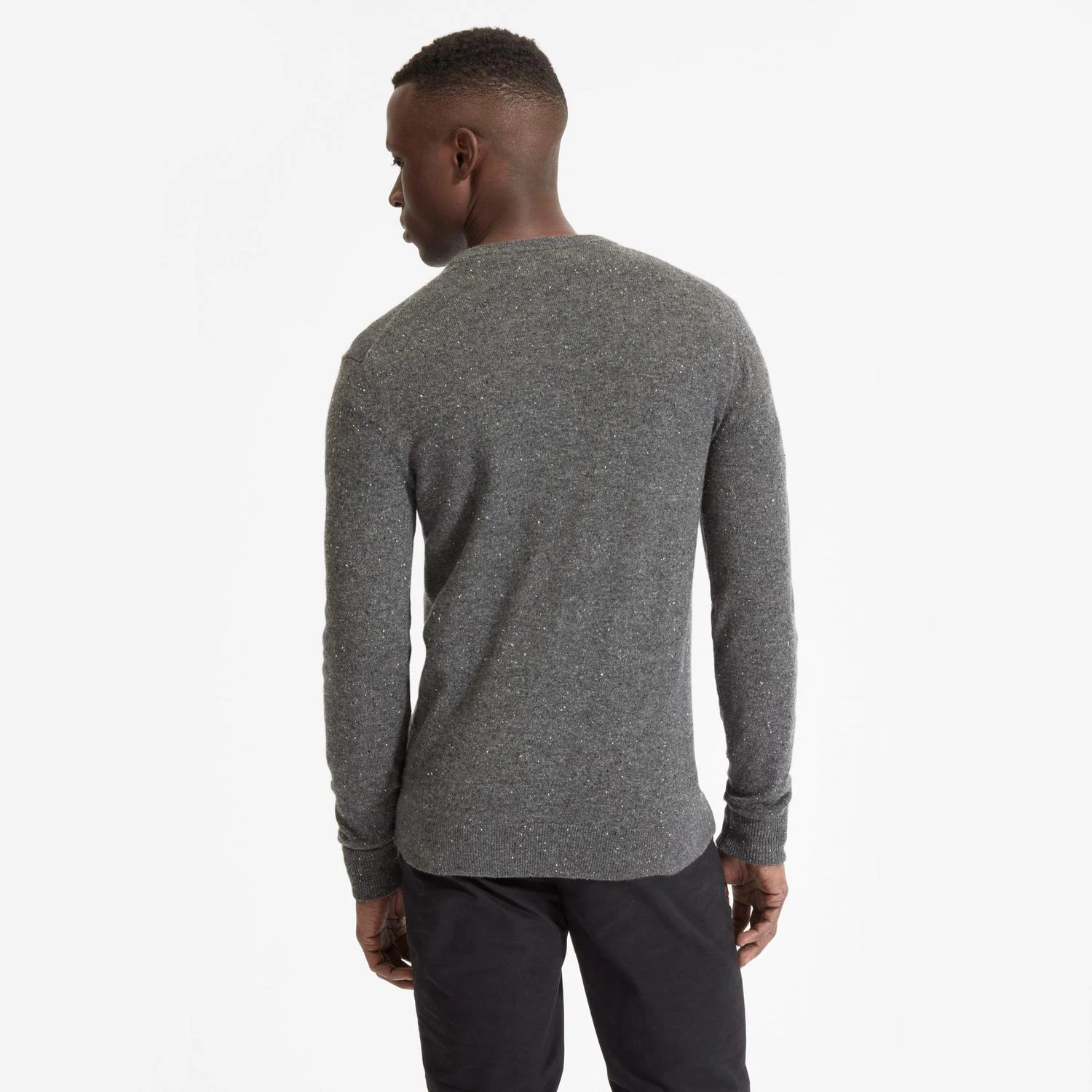 Everlane The Cashmere V-Neck 3
