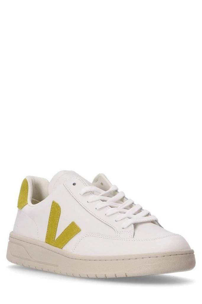 Veja Veja V12 Low-Top Sneakers 2