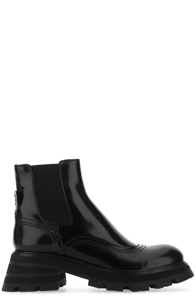 Alexander McQueen Alexander McQueen Wander Panelled Chelsea Boots 1