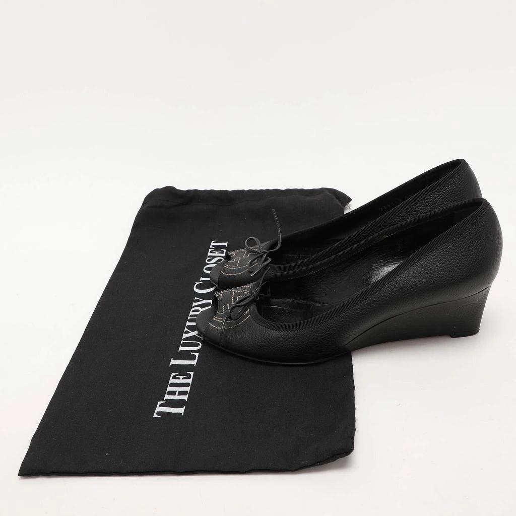 Gucci Gucci Black Leather Interlocking G Bow Wedge Pumps Size 38 9