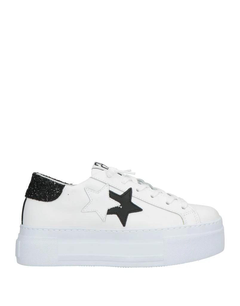 2STAR Sneakers