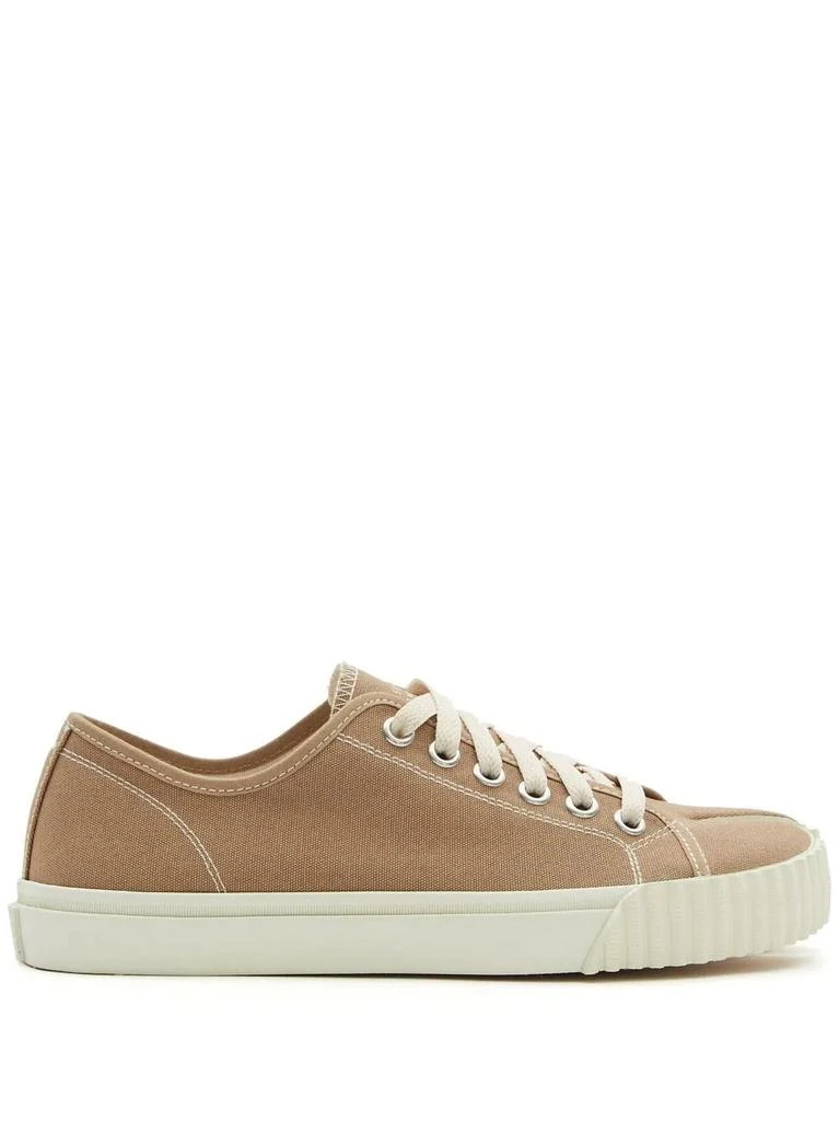 MAISON MARGIELA MAISON MARGIELA WOMEN LOW TOP TABI SNEAKERS 1