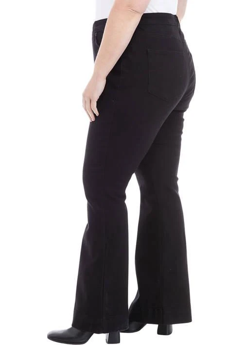 Crown & Ivy™ Plus Size High Rise Flare Jeans 3