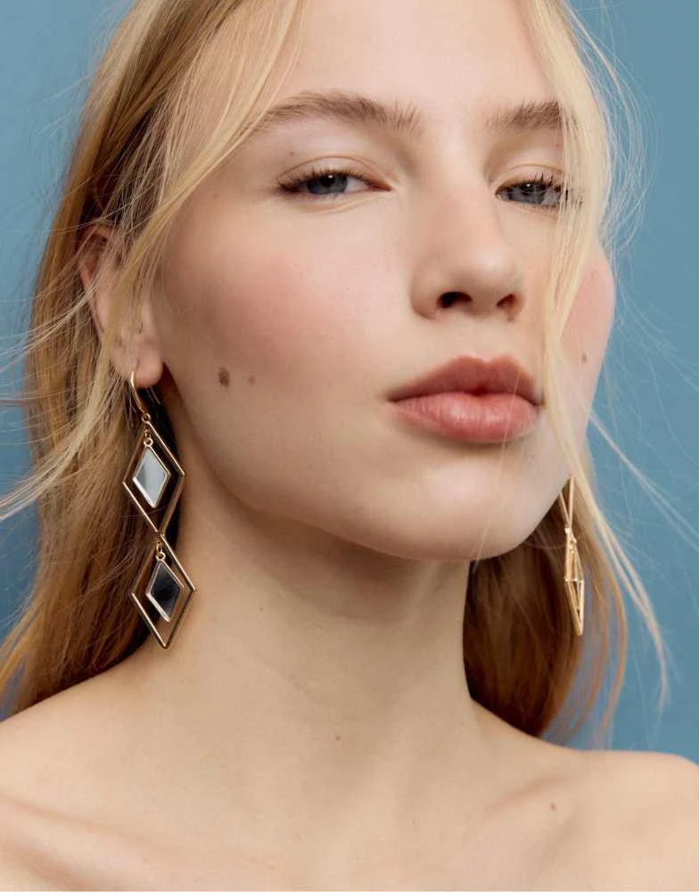 Stradivarius Stradivarius Mirror effect rhombus earrings in gold 2