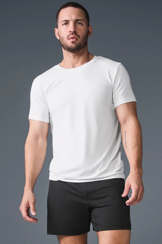 Alo Conquer Reform Crewneck Short Sleeve - White 1