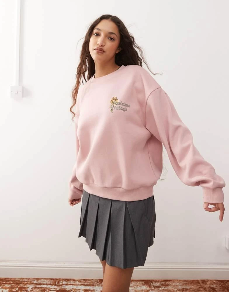 Reclaimed Vintage Reclaimed Vintage sweatshirt with gothic floral print in pink 2