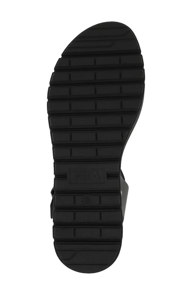MIA Kayci Platform Sandal 5