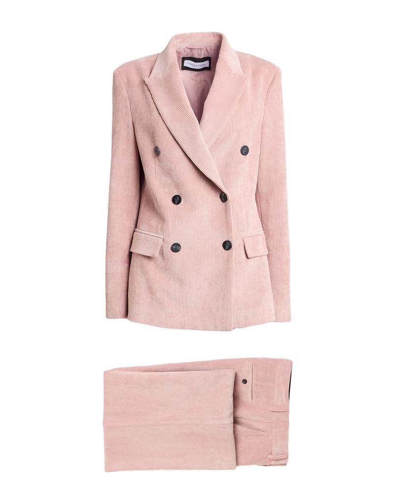 CARACTÈRE Suit
