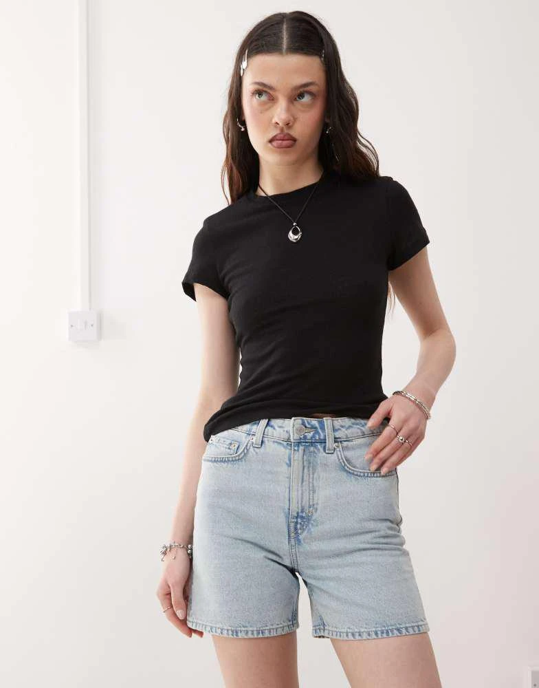 Weekday Weekday Eya high waisted denim shorts in opulent blue exclusive to ASOS 4