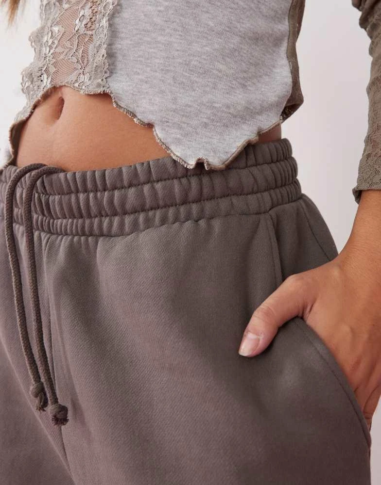 Weekday Weekday wide leg heavyweight jersey joggers in grey 2