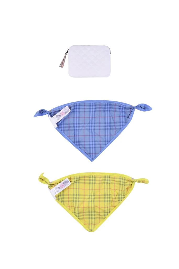 Burberry Bib Kit 2