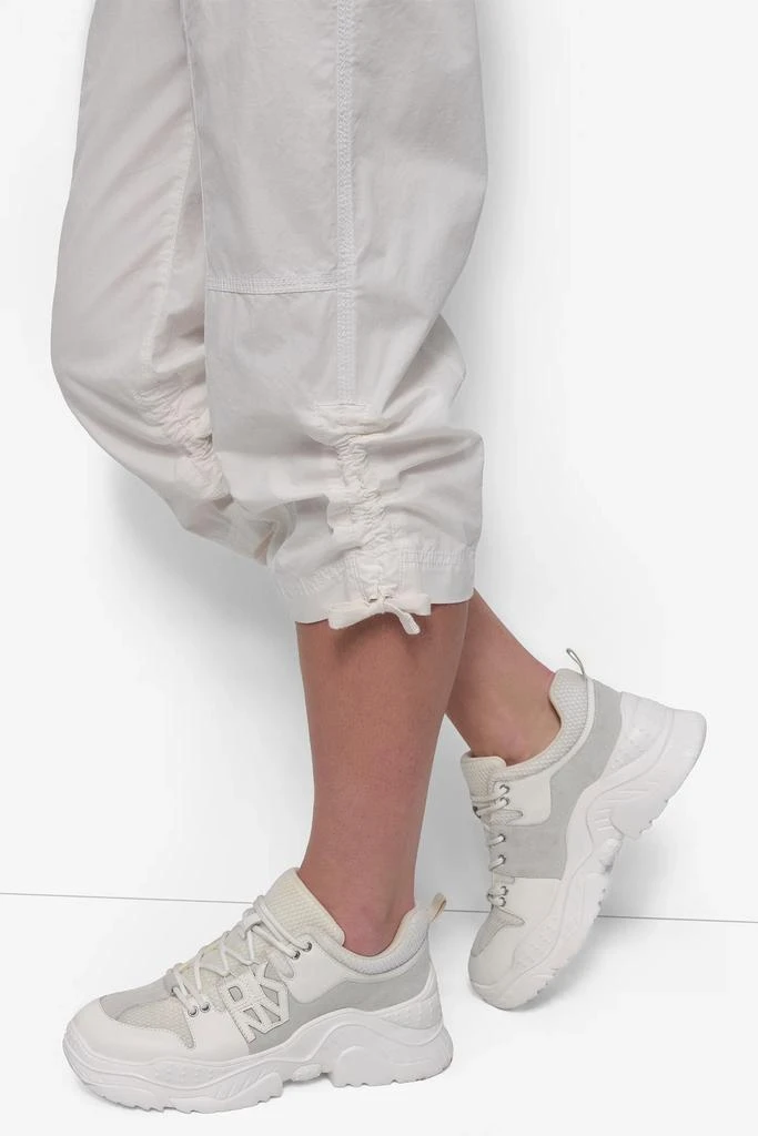DKNY HIGH-RISE SHIRRED UTILITY CAPRI PANT 5