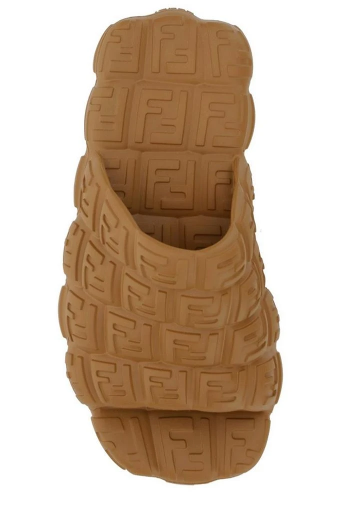 Fendi Fendi Logo Embossed Cloud Slides 4