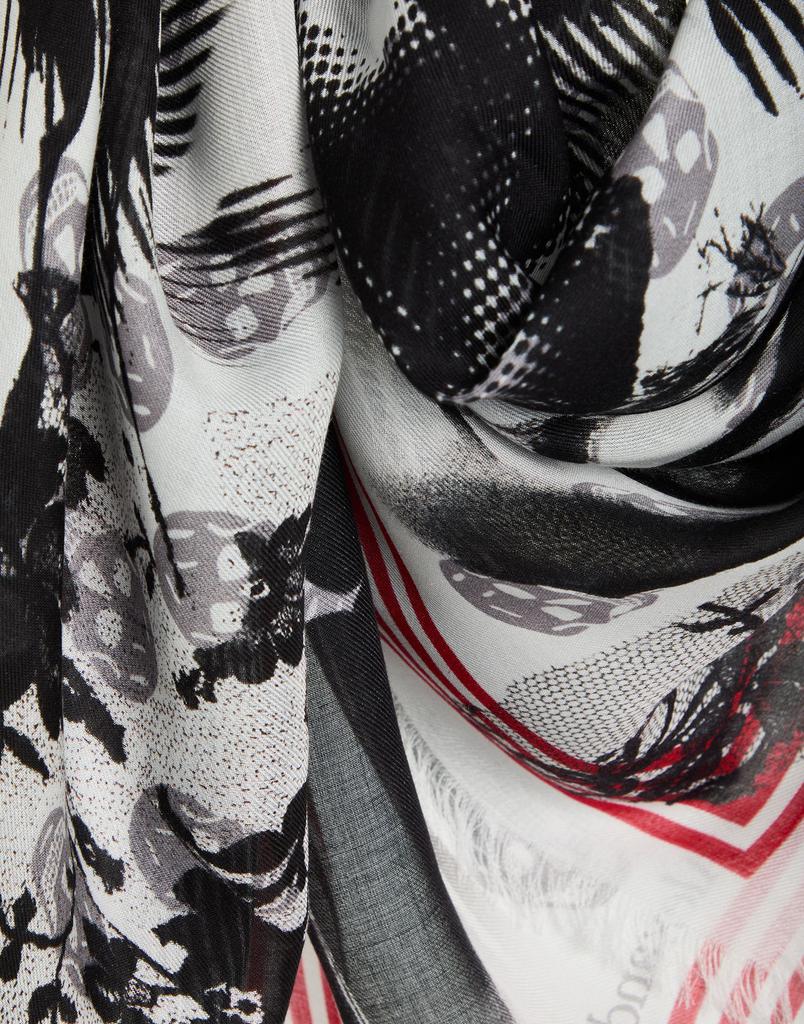 Alexander McQueen Scarves and foulards