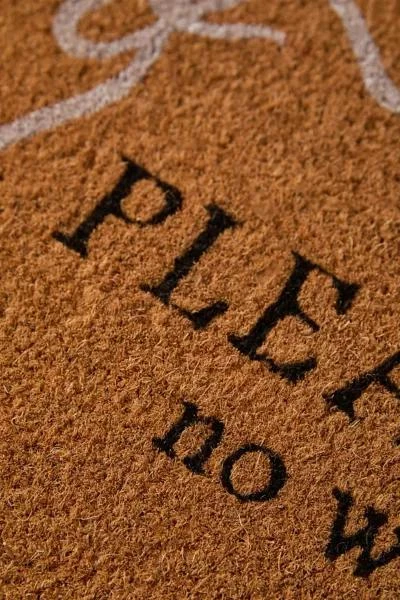 Urban Outfitters Please Knock Slogan Text Scalloped Coir Doormat 2