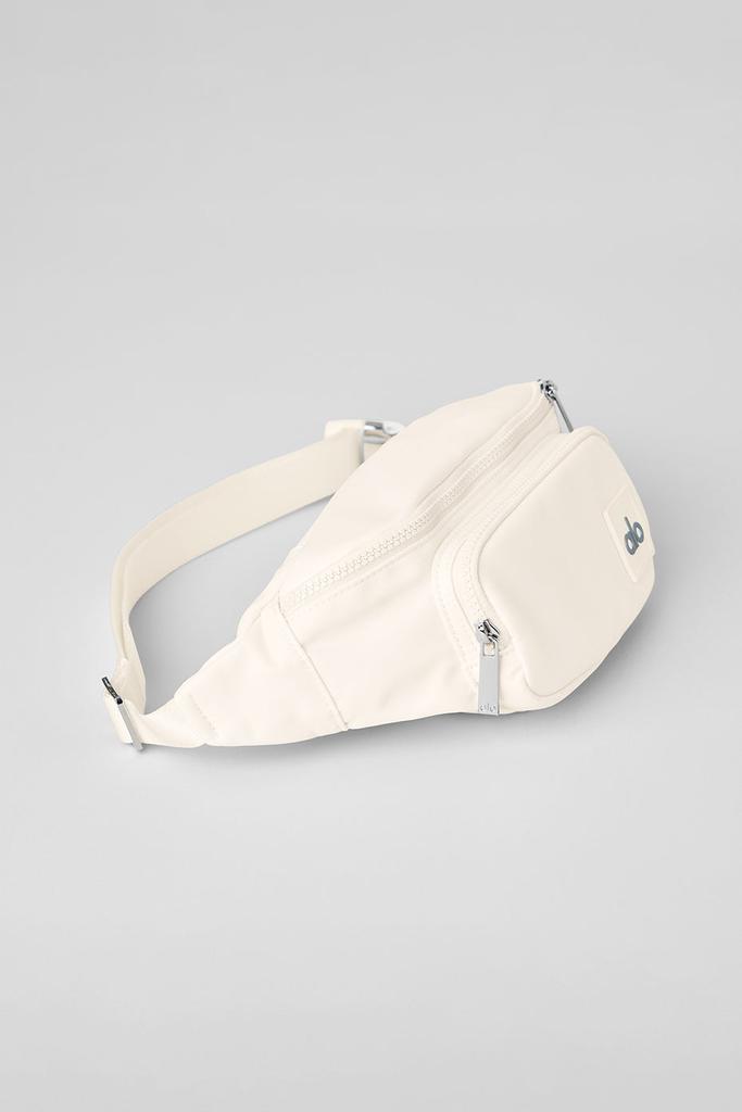 Alo Explorer Fanny Pack - Ivory - Bags - Free Shipping Alo Explorer Fanny Pack - Ivory - Bags - Free Shipping