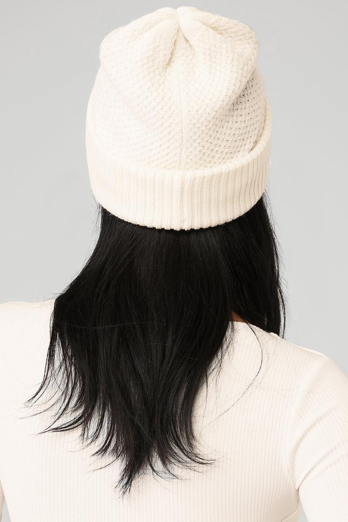 帽子 alo Cool Skies Beanie - Ivory Alo Cool Skies Beanie - Ivory - Hats - Free Shipping - BeyondStyle
