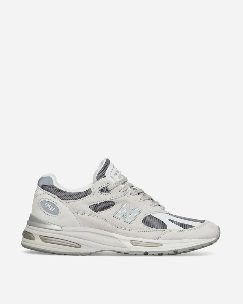 New Balance MADE in UK 991v2 Sneakers Nimbus Cloud / Silver 1