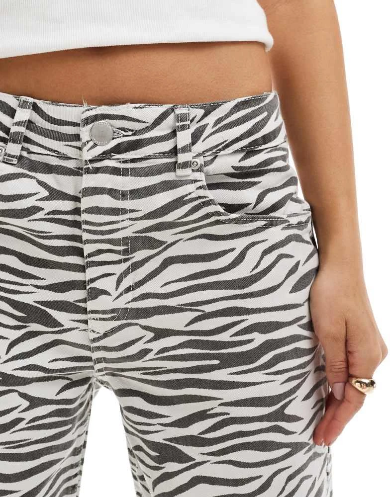 Pull&Bear Pull&Bear wide leg jean in zebra print 3