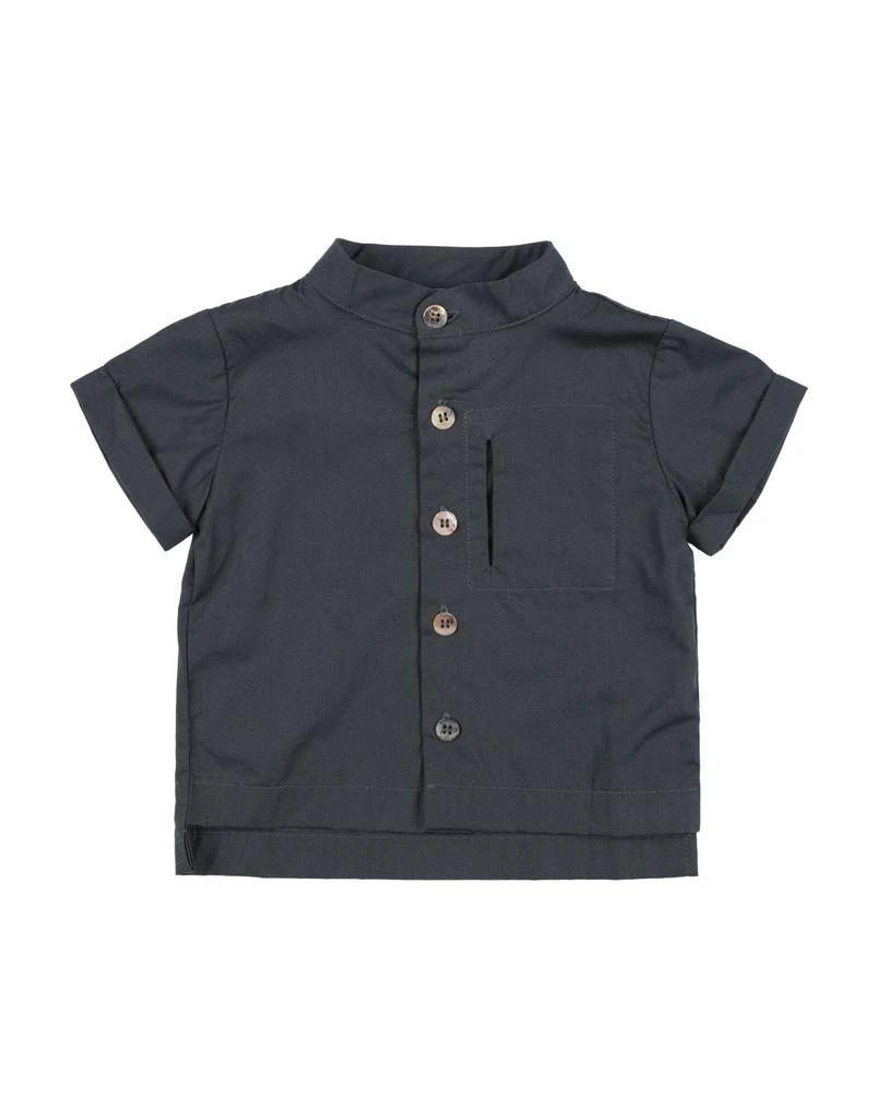 MINIMU
 Solid color shirt