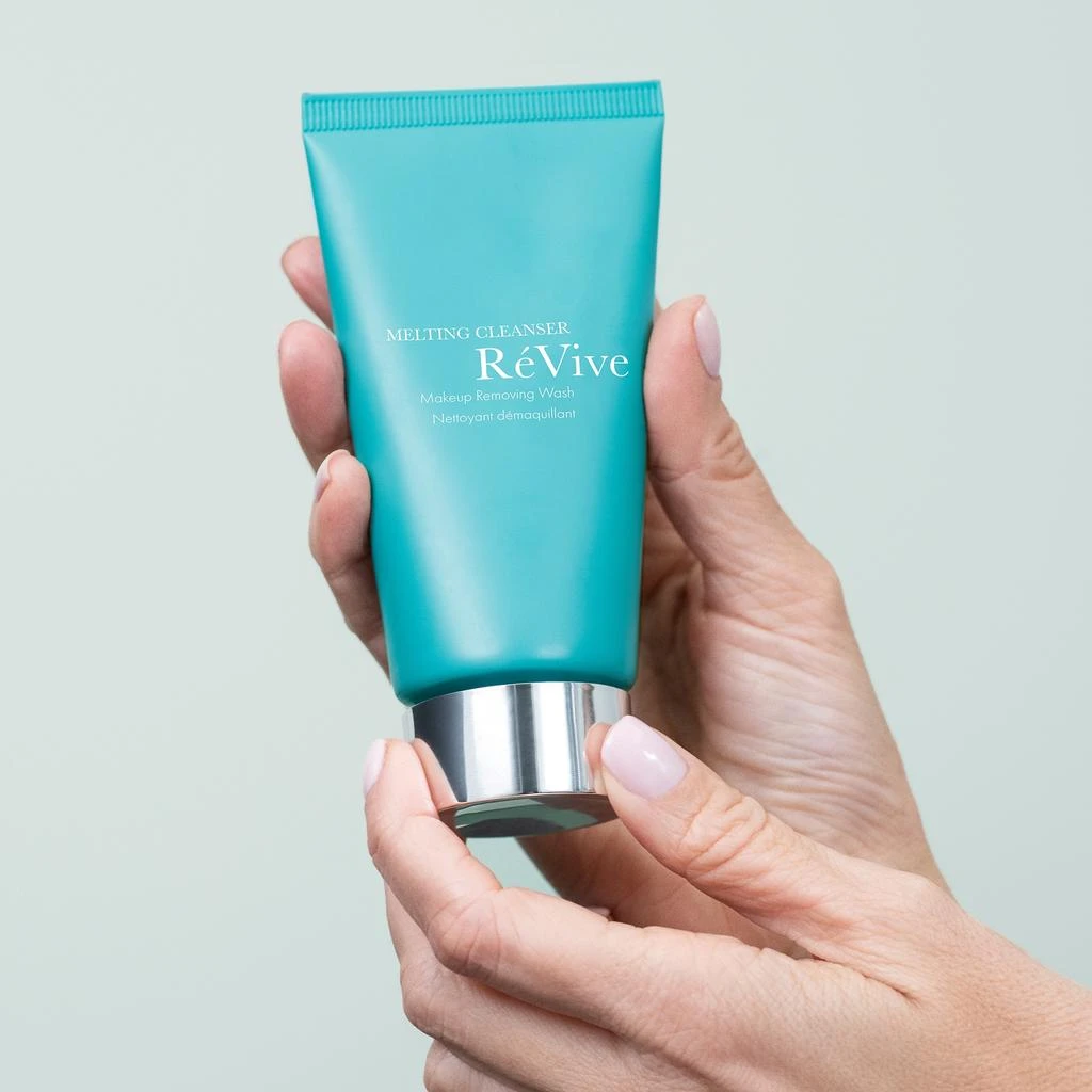 Revive RéVive Skincare Melting Cleanser Makeup Removing Wash 100ml 5