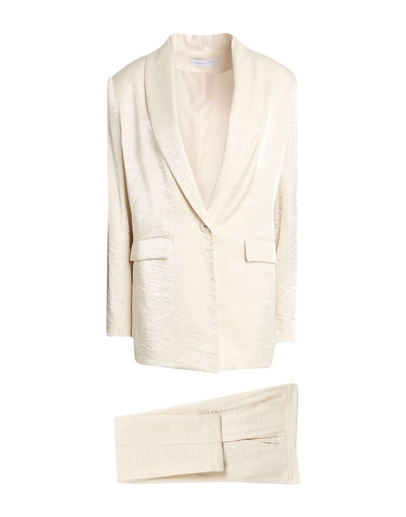 CARACTÈRE Suits 
Sets