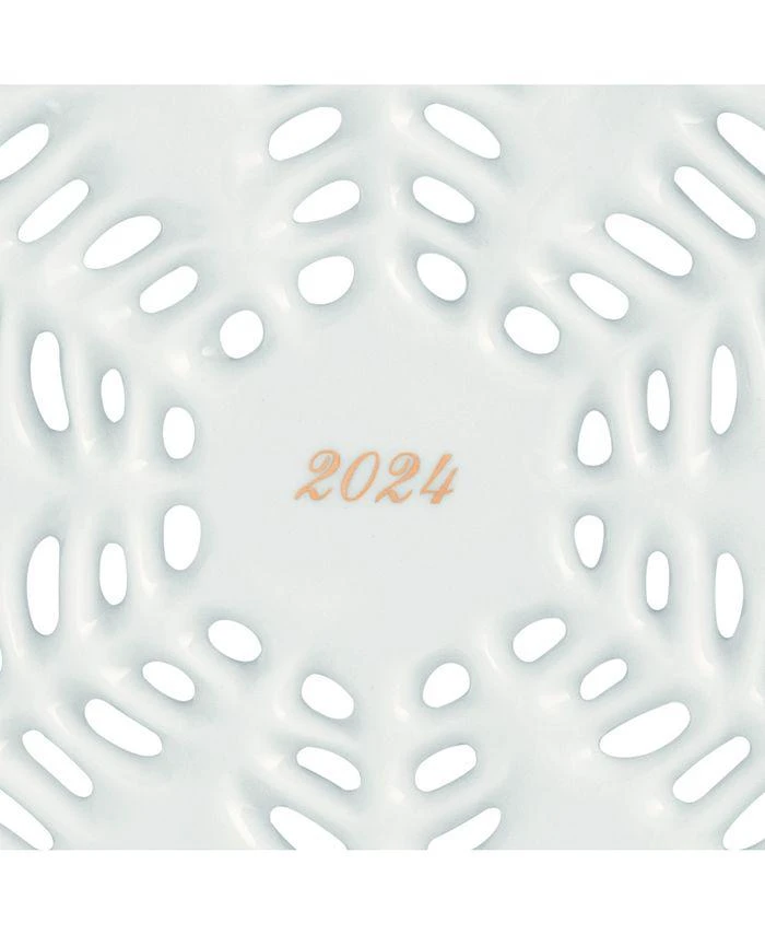 Villeroy & Boch Christmas Classics Ornament: Snowflake 5