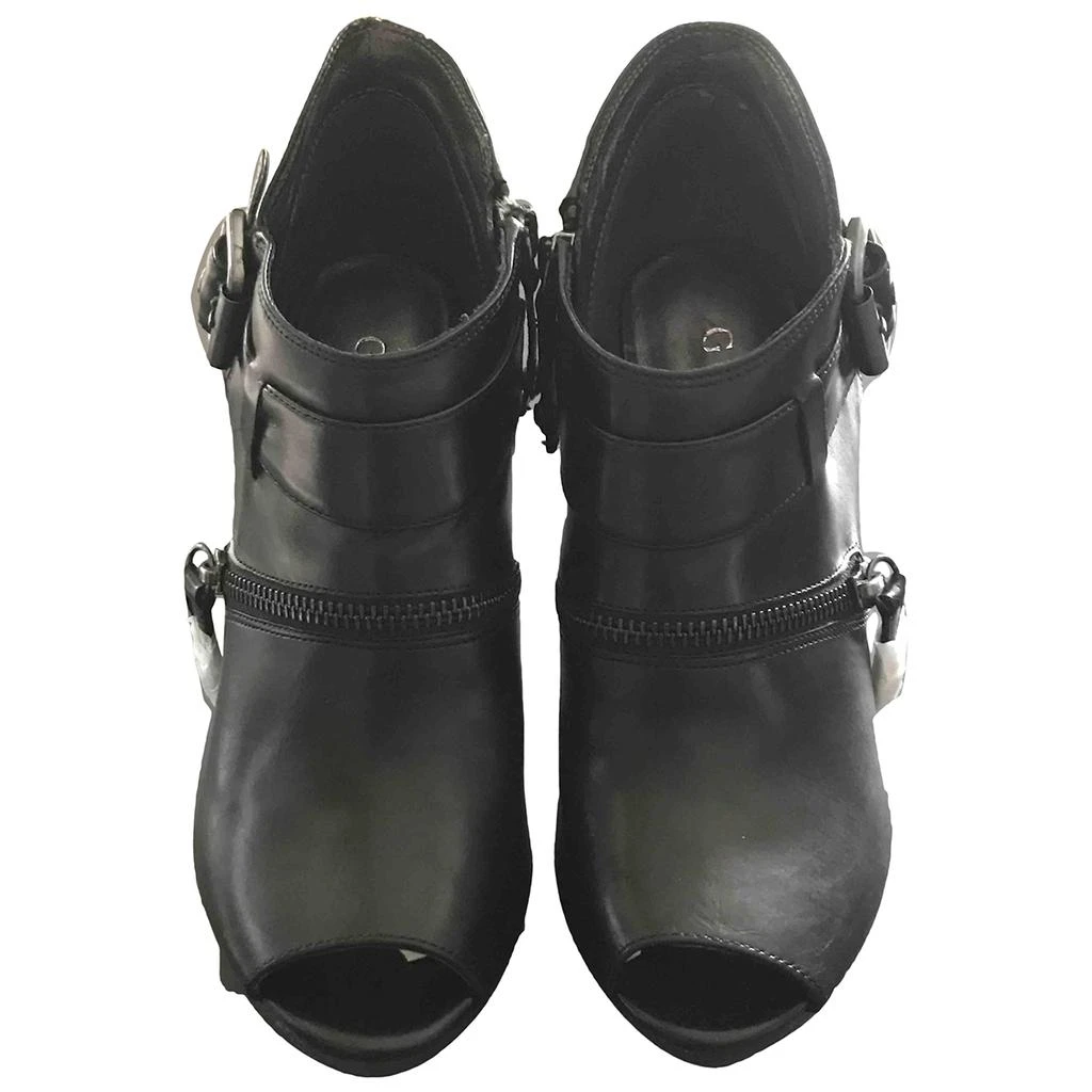 GUESS Guess Leather ankle boots 1