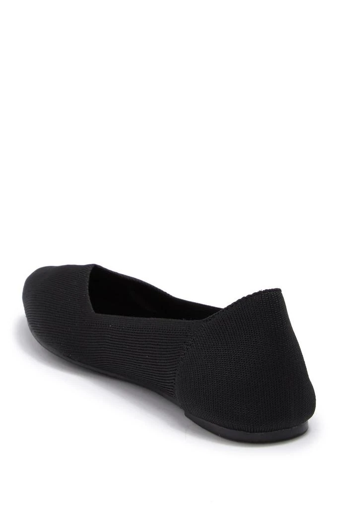 MIA Kerri Pointed Toe Flat 2
