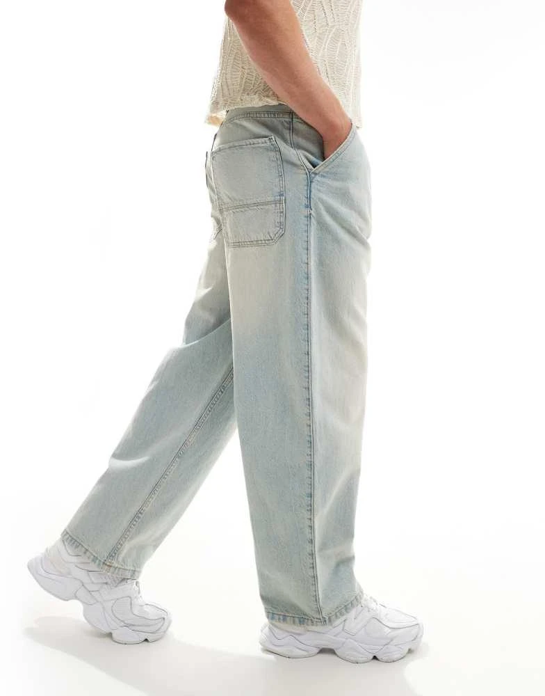 Pull&Bear Pull&Bear skater fit jean in light washed blue 4