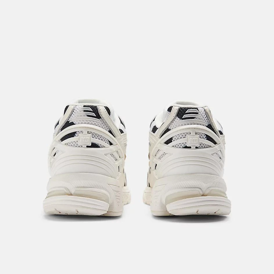 New Balance 1906R 5