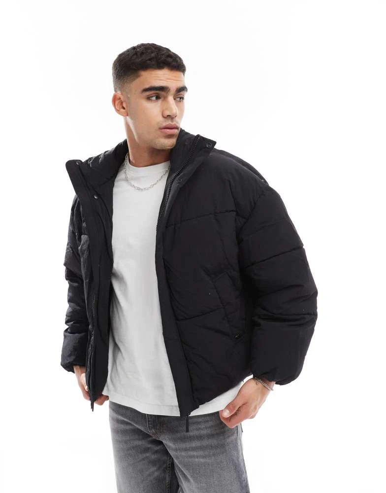 Pull&Bear Pull&Bear puffer jacket in black 1