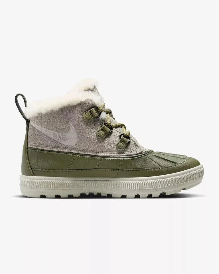 NIKE Woodside Chukka 2 537345-200 Boots Womens US 6 Green Faux Fur Ankle RHS1829 2