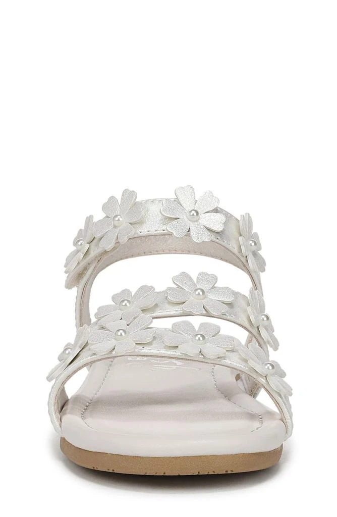 Blowfish Malibu Kids
 Flower Strap Sandal 3