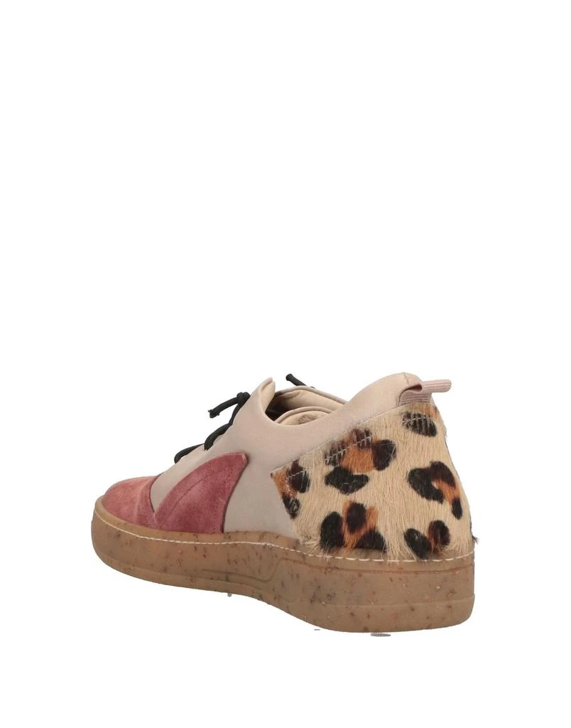 1725.A Sneakers 3