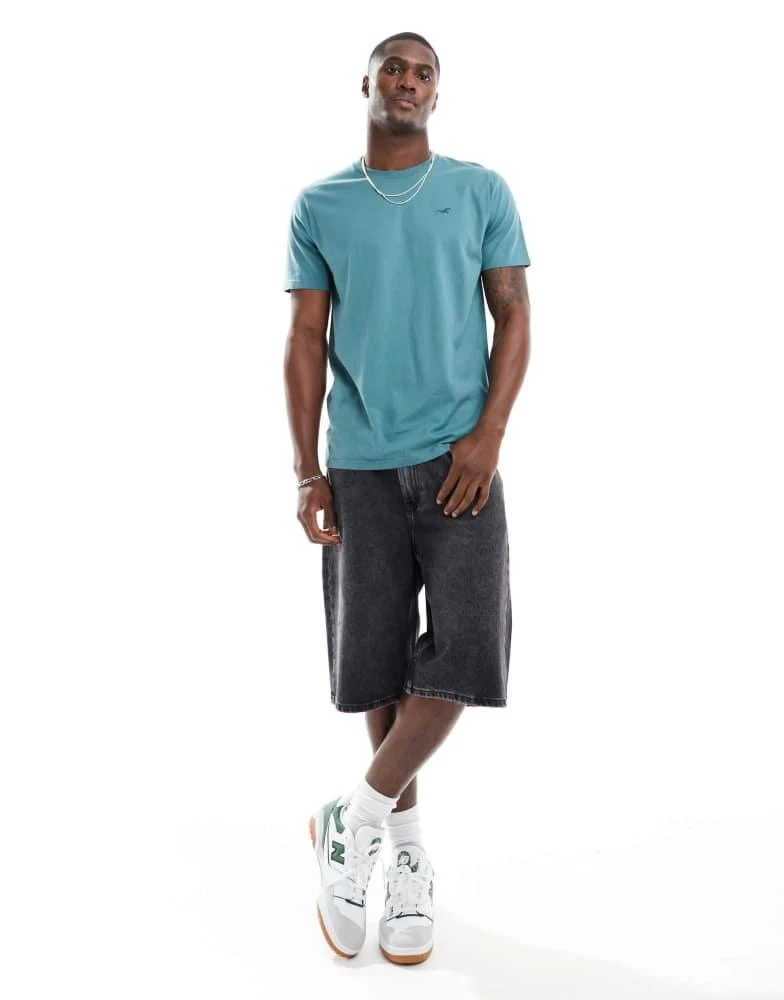 HOLLISTER Hollister icon logo t-shirt in light blue 1