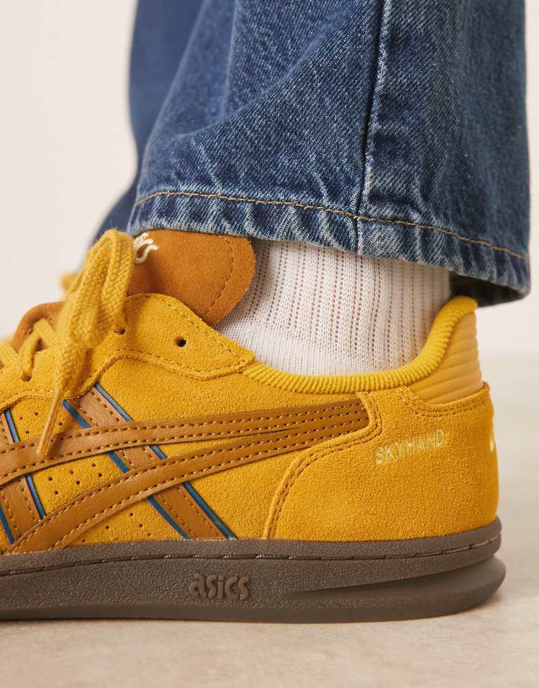 Asics Asics Skyhand Og trainers in hornet and spice curry - Free