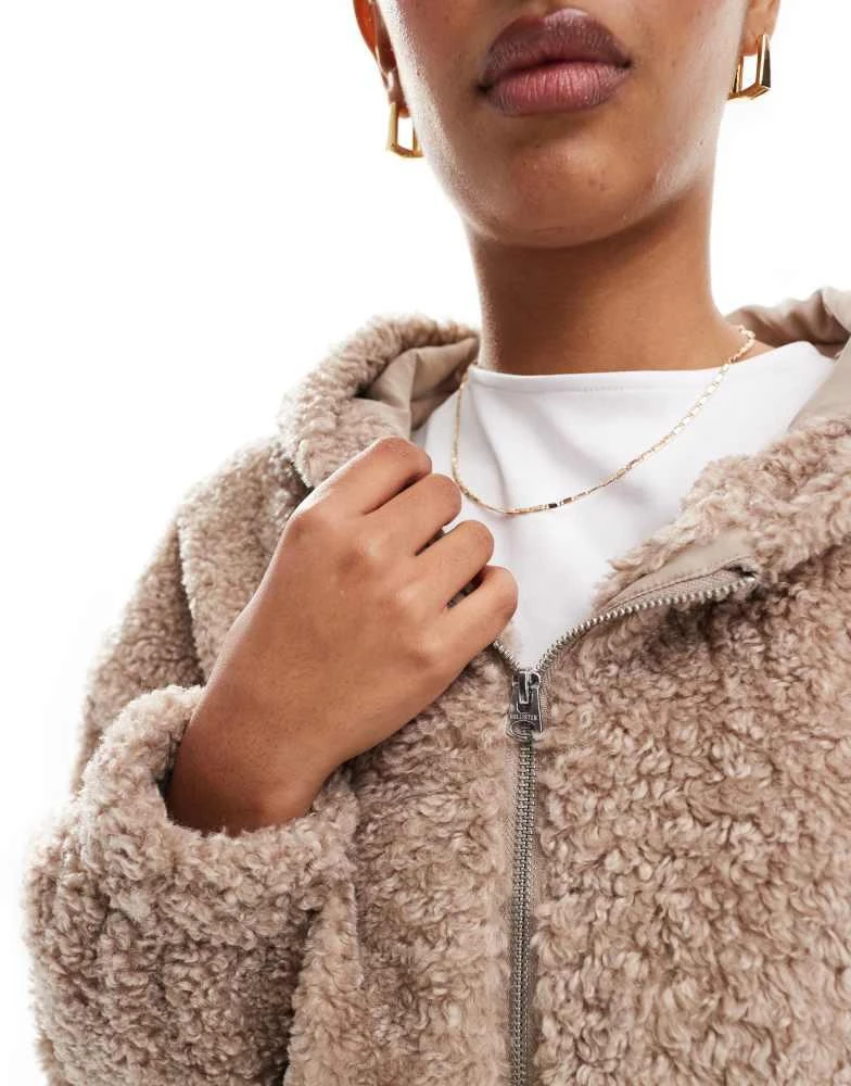 HOLLISTER Hollister fuzzy zip up hoodie jacket in dark beige 3
