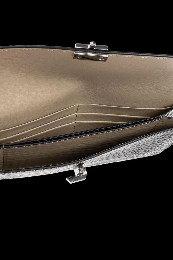 Totême Totême T-Lock Embossed Wallet 5