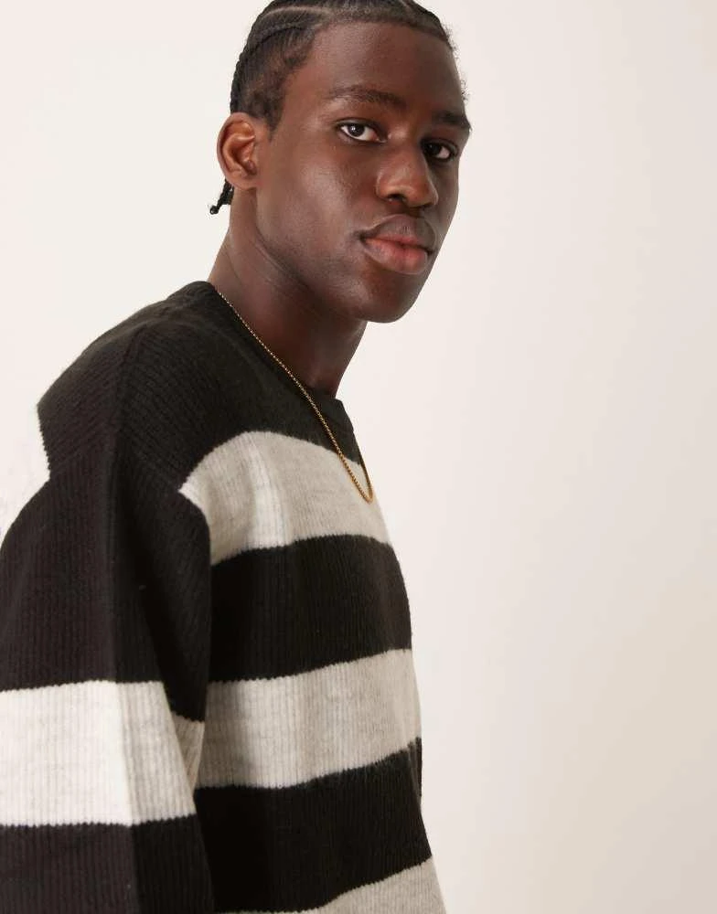 ASOS ASOS DESIGN oversized knitted jumper in black and ecru stripe 3