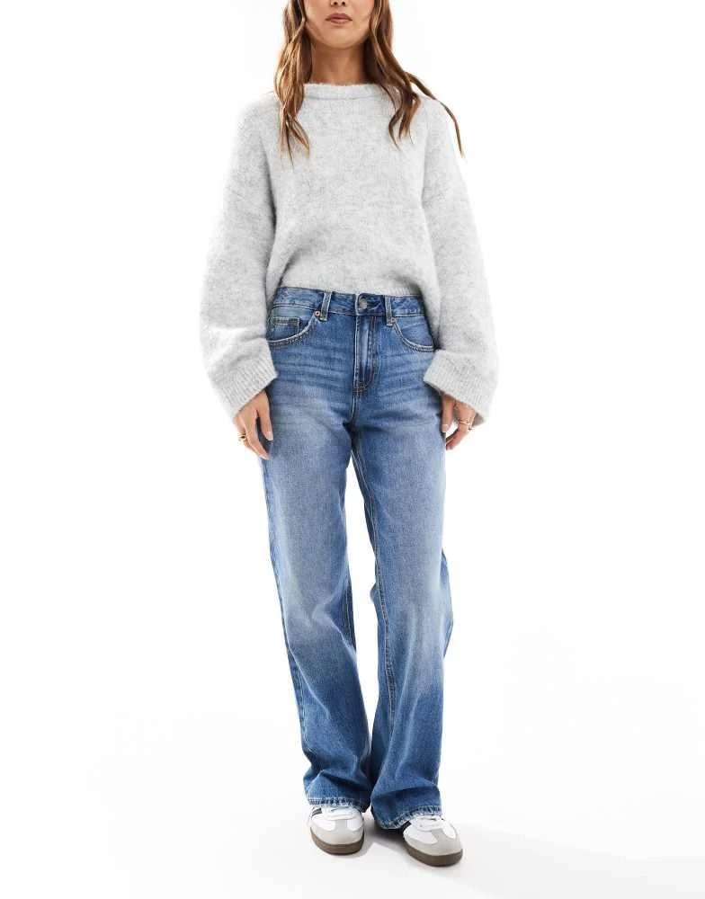 Stradivarius Stradivarius D92 straight wide leg jeans in medium blue 1