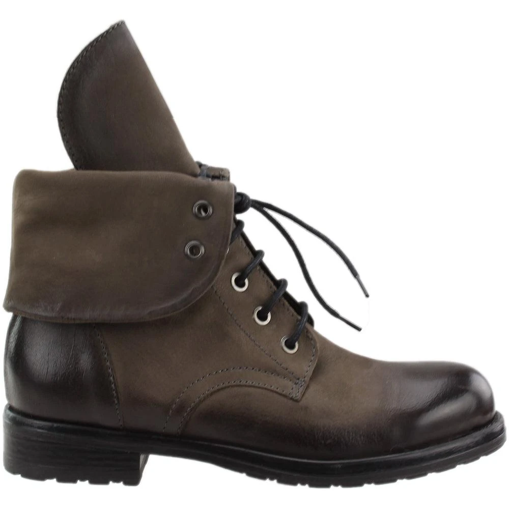 Clarks Minoa River Round Toe Lace Up Boots 1