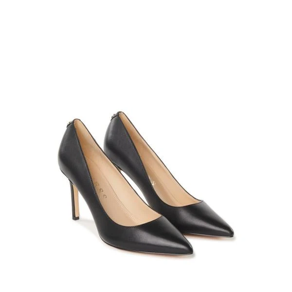 GUESS Dabbey leather pumps 1