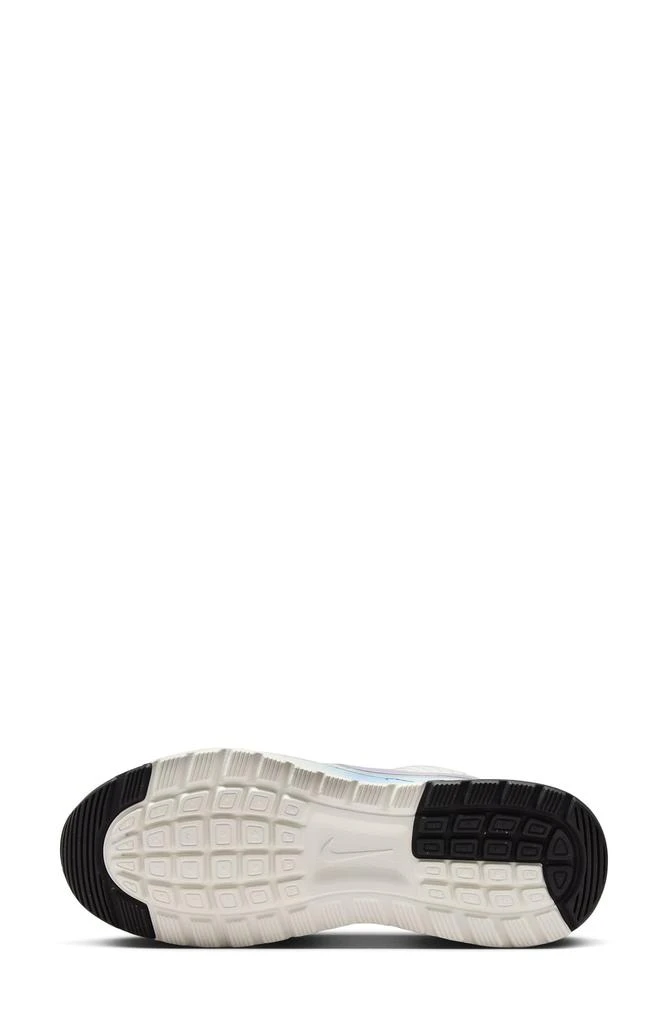 NIKE Air Max Nuaxis SE Sneaker 5
