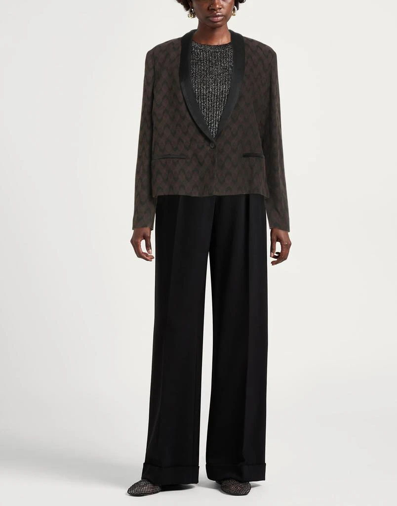ATTIC AND BARN Blazer 2