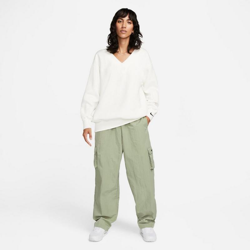 NIKE Women
s Nike Sportswear Phoenix Fleece Oversized V-Neck Sweatshirt