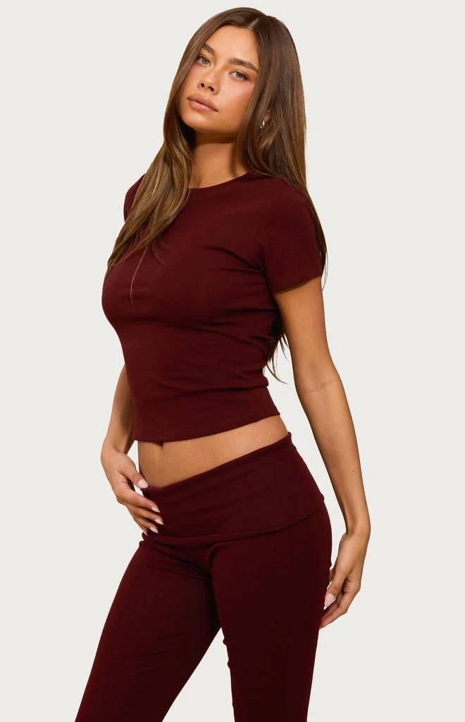 Edikted Emelia Fitted T-Shirt 2