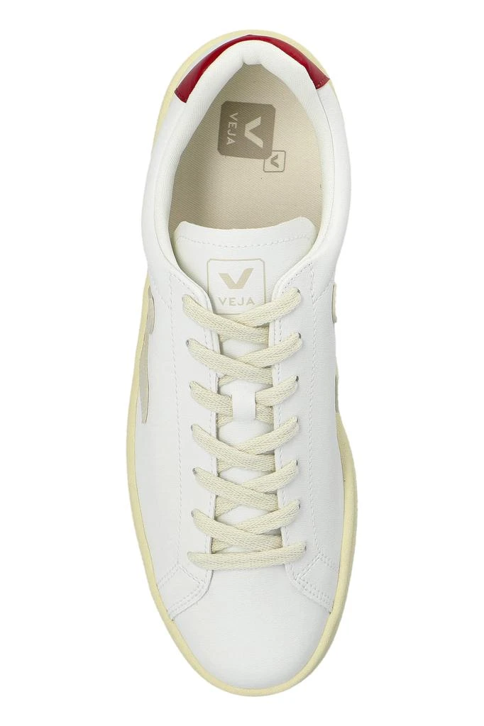 Veja Sneakers URCA CWL 6