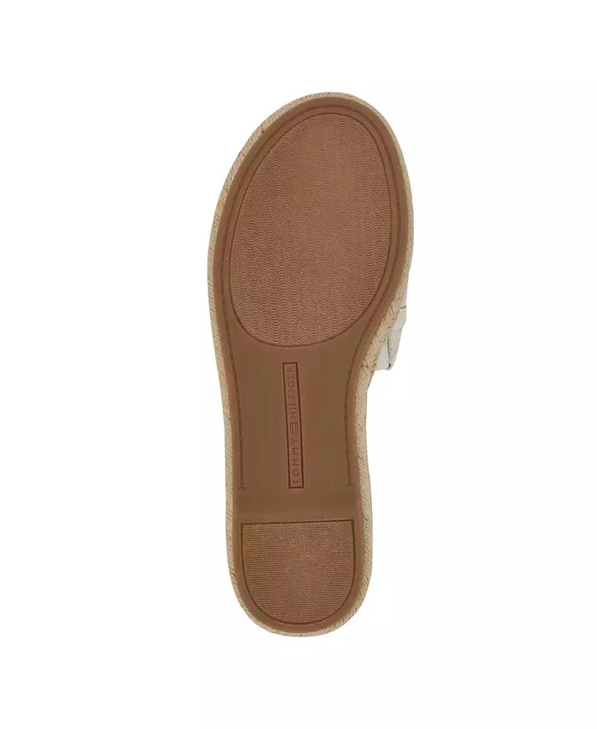 Tommy Hilfiger Women's Hadjea Espadrille Slip-On Flat Sandals 5
