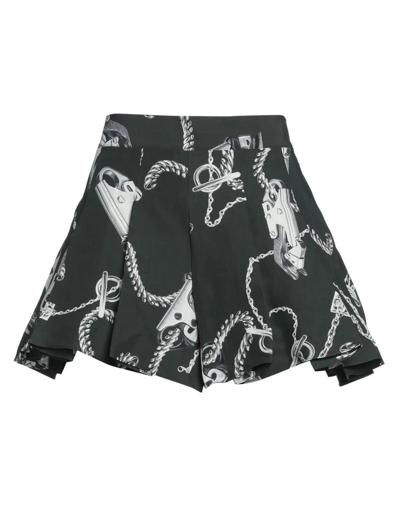 Burberry Shorts
Bermuda 1